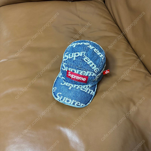 Supreme 슈프림 프레이드 데님 캠프캡 모자 (Frayed Washed Denim)