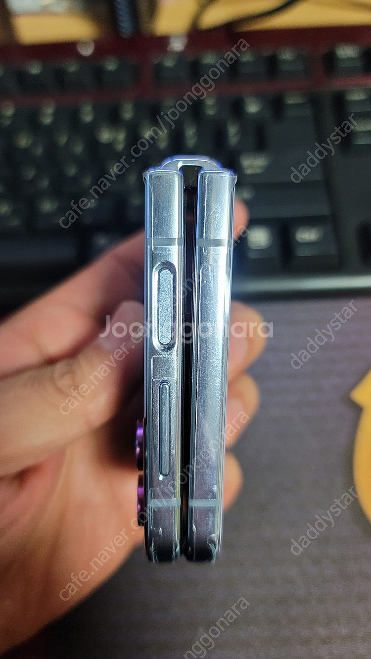 skt 갤럭시 z플립4 512g 블루 25만원 판매합니...--5