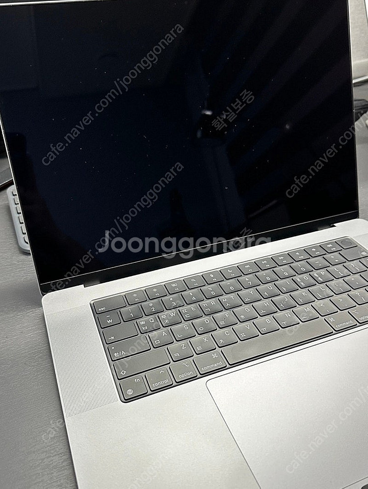 MacBook Pro 16 2021--2