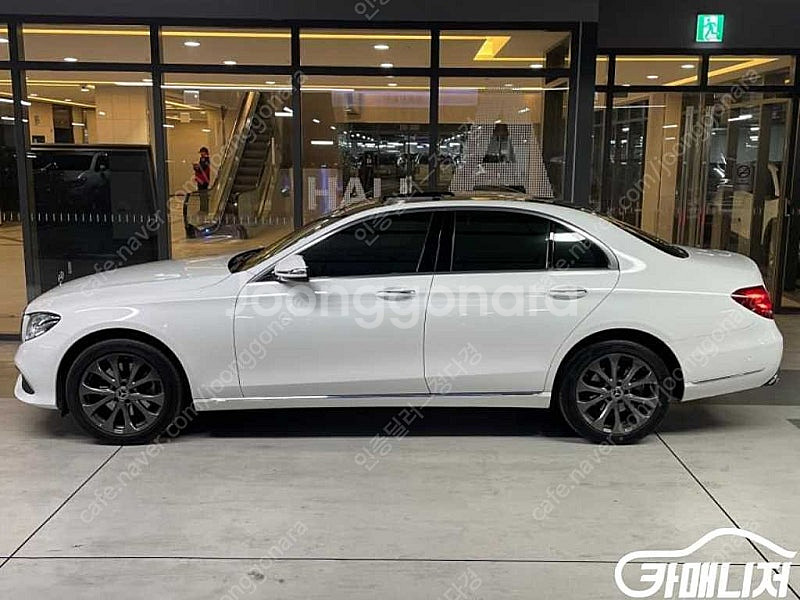 [벤츠]E-클래스 W213 E220d 4MATIC 익스...--3