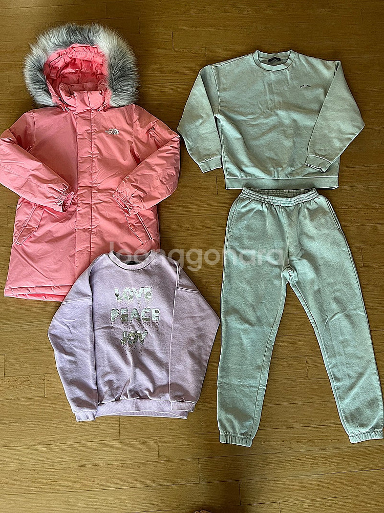 여아 겨울옷 노스페이스 패딩 150사이즈+ 탑텐 셋업 160사이즈 + 탑텐 맨투맨 160사이즈--0