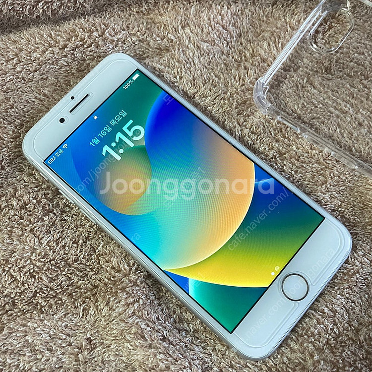 아이폰8 64GB--0