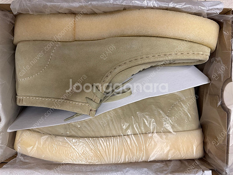 급처UK8.5) 클락스 휴먼 메이드 왈라비 메이드 베이지--3