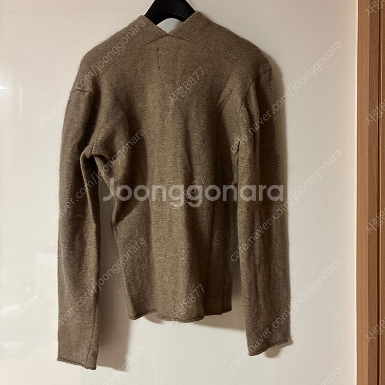 님프앤글로우 브이넥 가디건 올드머니룩 드뮤어룩 출근룩 ...--2
