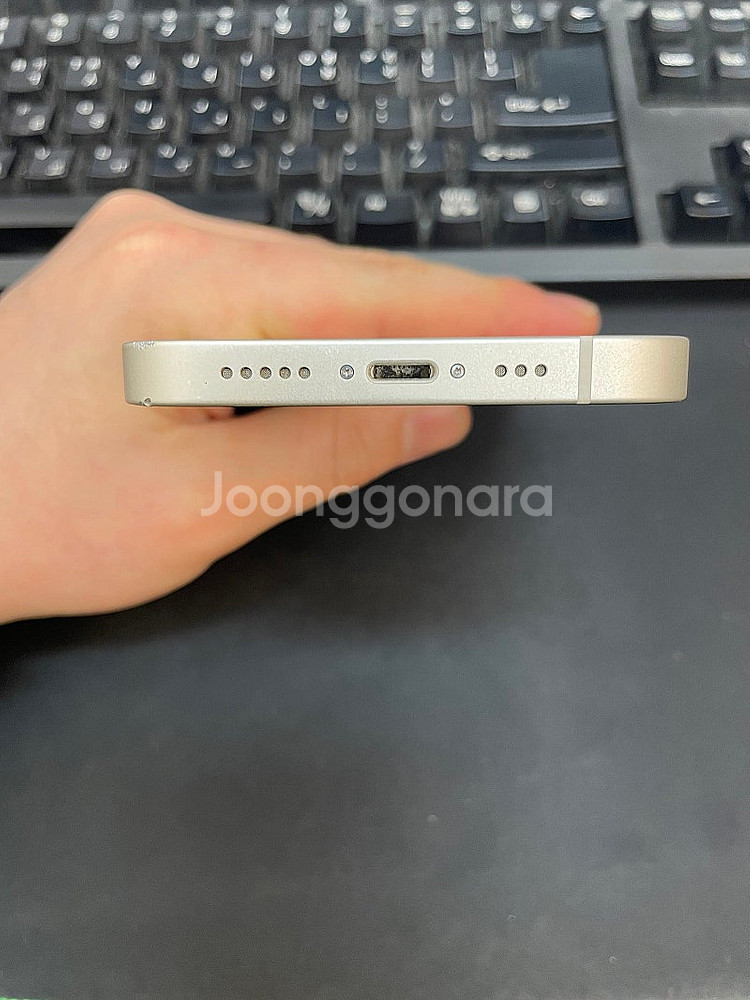 아이폰14 화이트 128GB 상태좋은 중고48만팝니다.--5