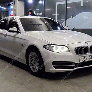 BMW 5시리즈 (F10) 520d xDrive 판매합니다 ★전액할부★저신용★