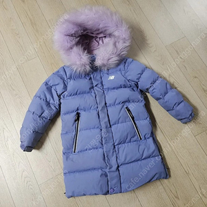 뉴발란스 양면 키즈 130 구스 다운 롱패딩 리버시블