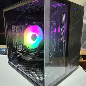 라이젠 9600X RTX 4060 1TB 32GB 신품 게이밍 화이트 컴퓨터 데스크탑 본체 PC 팝니다.(개인)