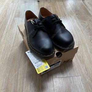 닥터마틴 1461 스무스 uk6 250 - 260