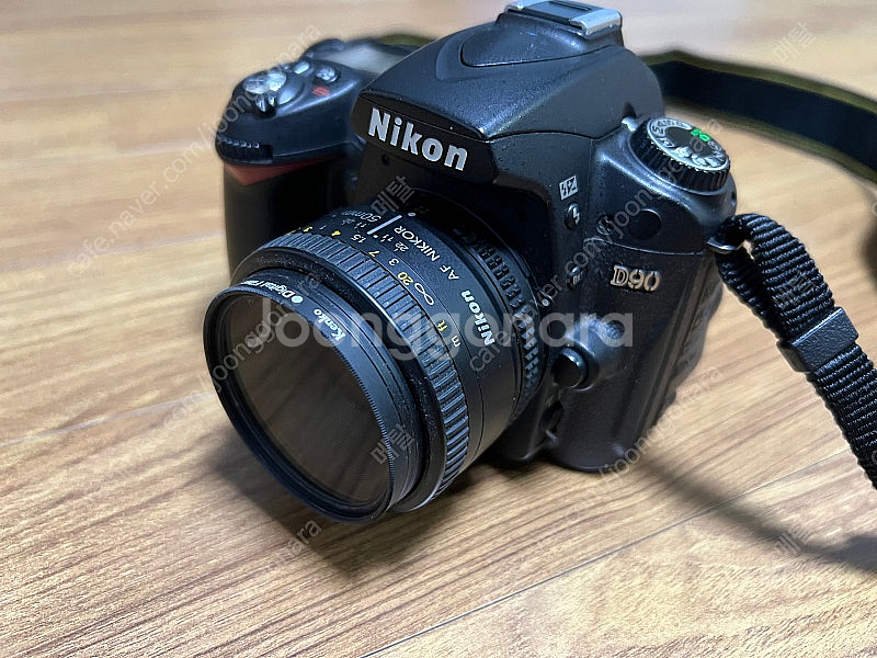니콘 D90 카메라 및 니콘 50mm F1.8D 렌즈--1