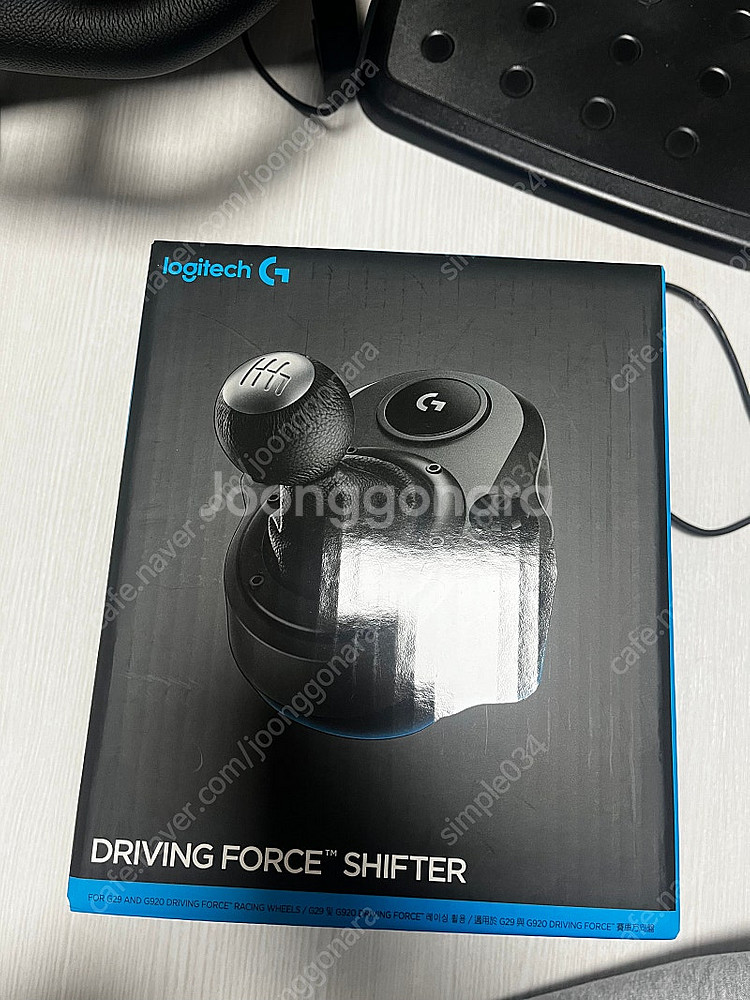 로지텍 G923 레이싱휠+페달+시프터 팝니다--7