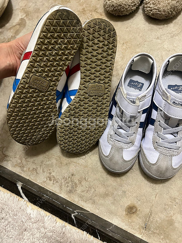 오니츠카타이거 키즈 195 & 210--3