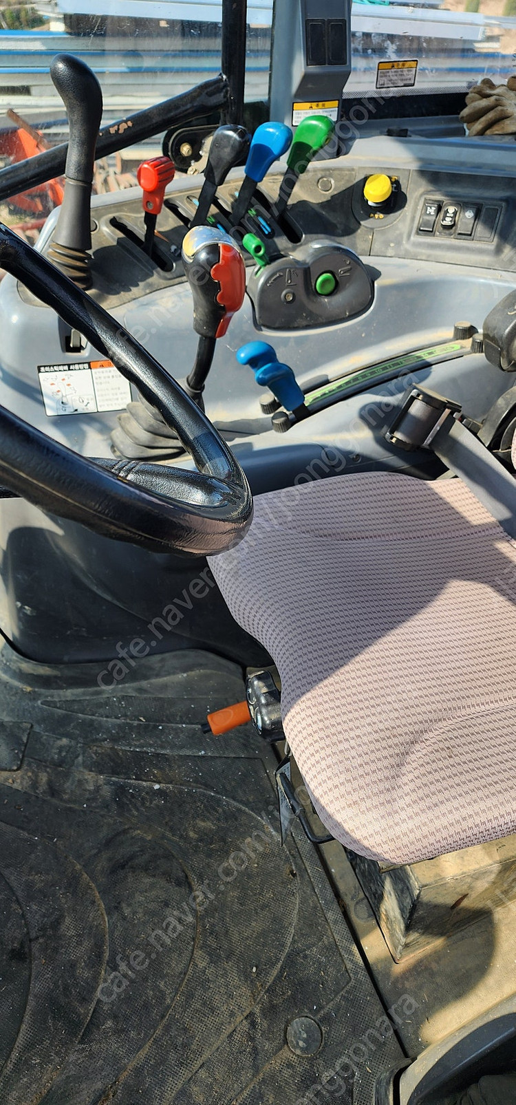 LG트랙터 P7197 100마력팝니다--8