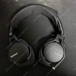 SONY 헤드폰 MDR-1AM2 팝니다.