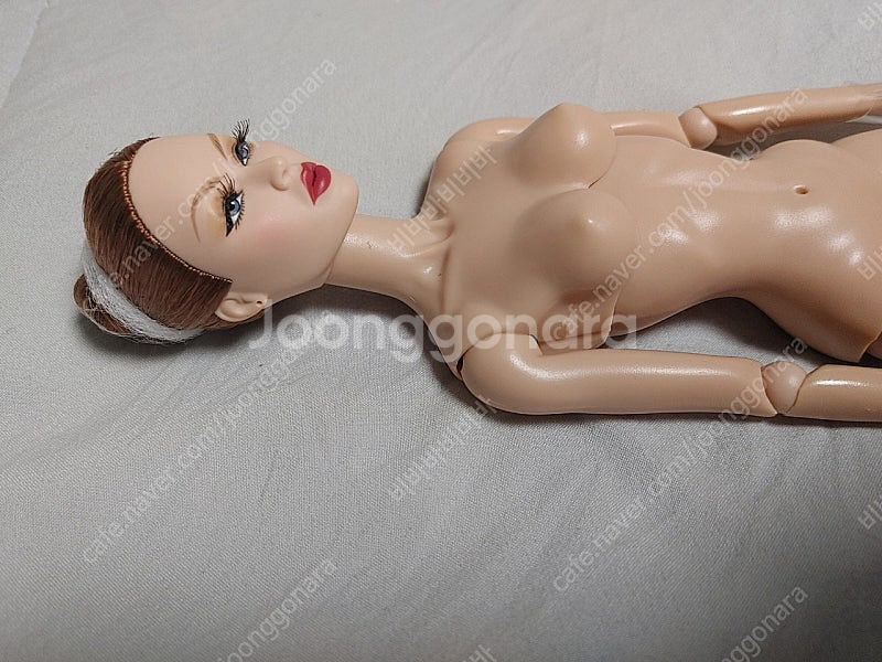 바비인형 패션로얄티 박빛나 누드돌 포피파커 실크스톤--3
