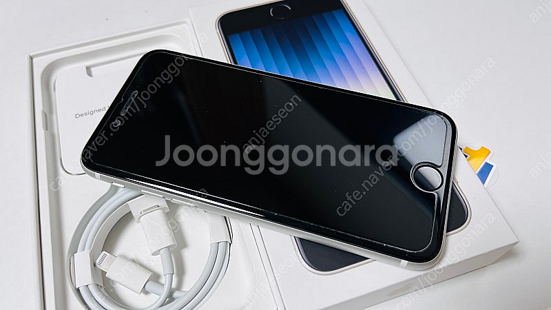 아이폰SE2 64GB 일본판--2