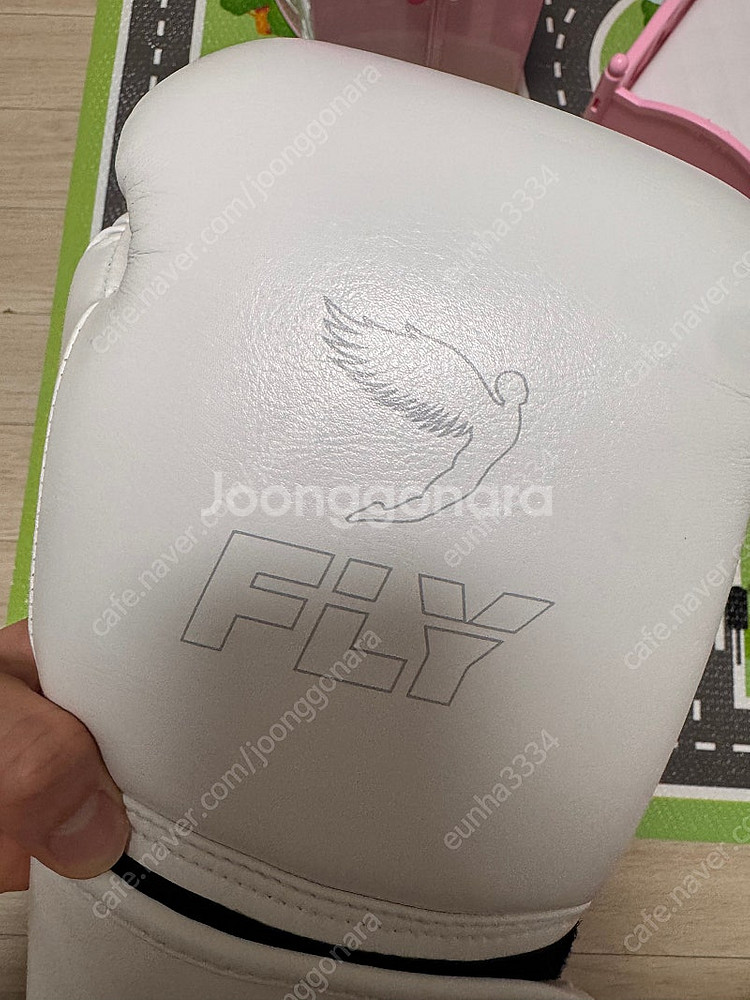 플라이 x라인 16온스 화이트 벨크로 스파링글러브 싸게...--5