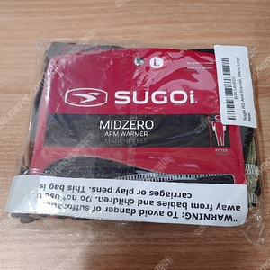 sugoi 미드제로 암워머 US 사이즈 L 미사용 팝니다