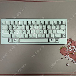 QK60 HHKB 해피해킹 3모드(블투,유선,무선) 화이트 라벤더 팝니다