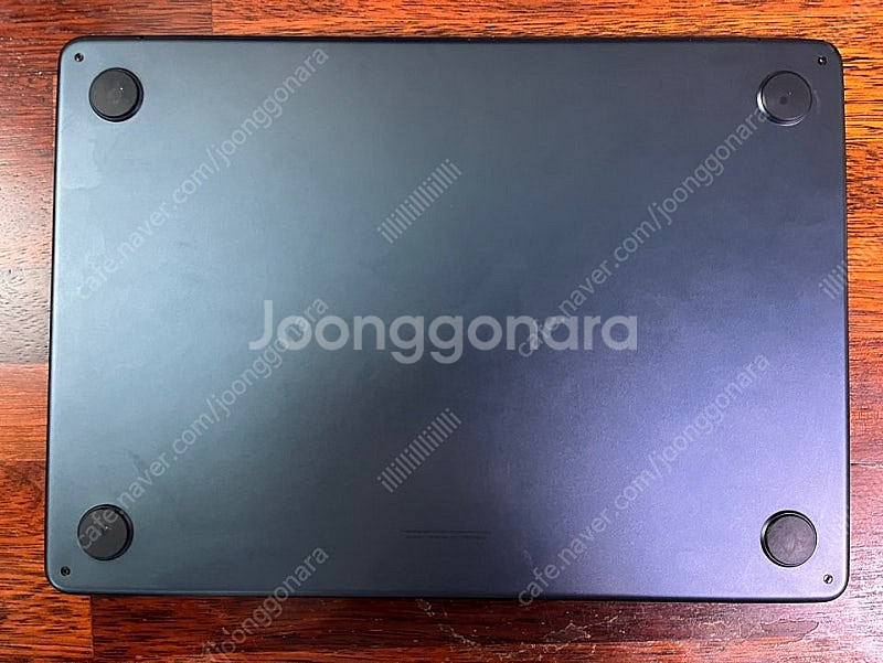 맥북에어 13인치 M2 기본형 16GB/512GB--6