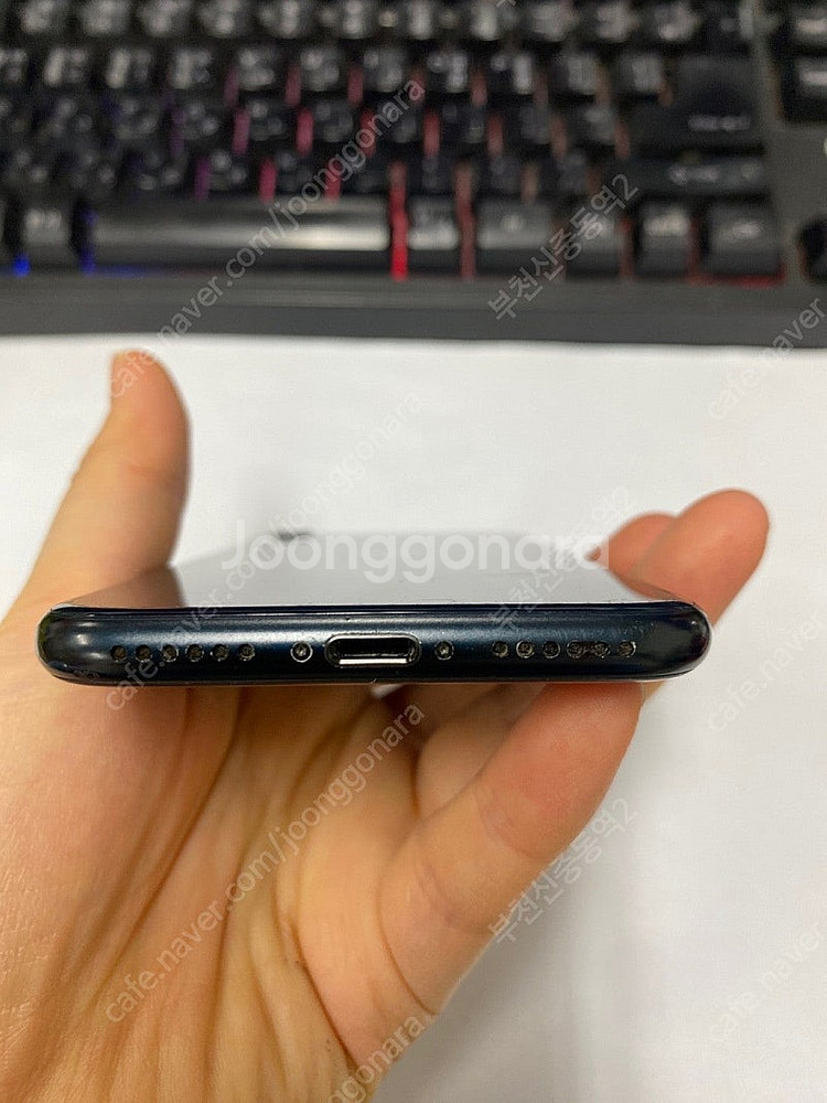 003235 아이폰SE3 블랙 액정SS급 64GB 무잔...--6