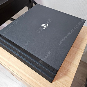 정발 PS4 pro 7218b fw 11.0 팝니다.