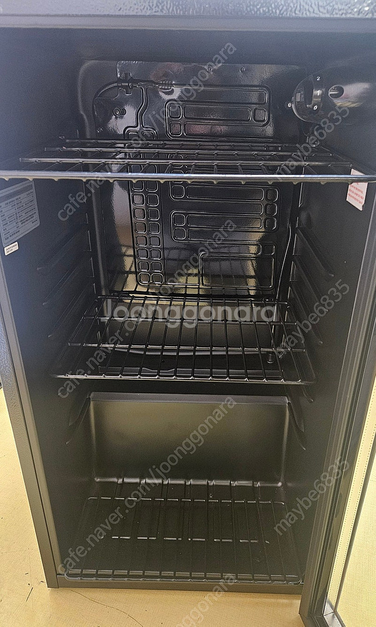 하이얼 쇼케이스 냉장고 90l--1