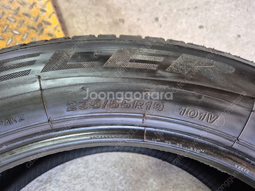 (판매)235 55 19 브릿지스톤 듀얼러 타이어 한대...--4