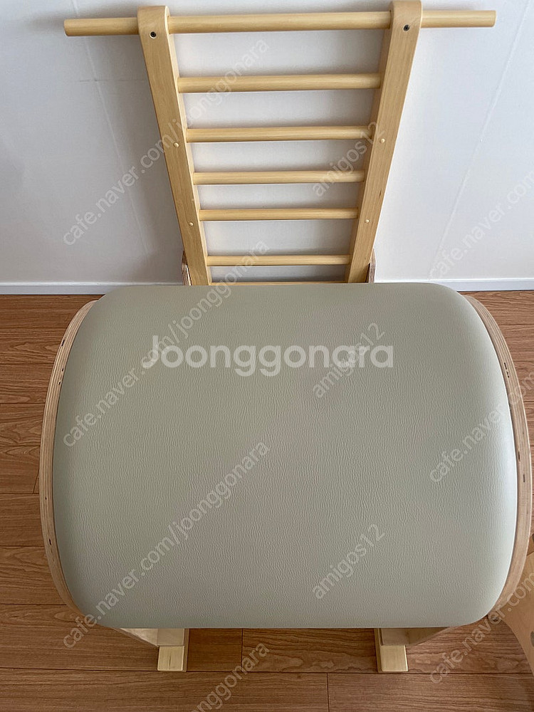 인투필라테스 기구4종 일괄판매합니다(캐딜락.리포머.체어.바렐) 샌드베이지색--3