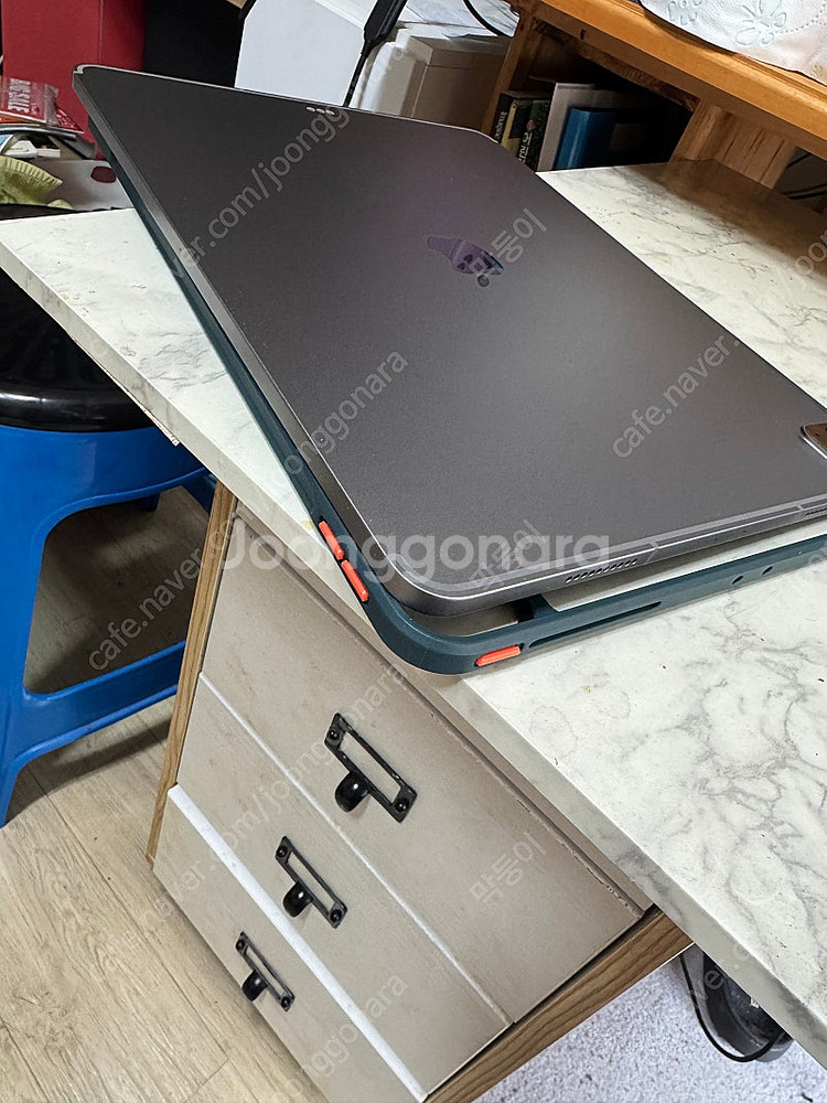 아이패드 프로 12.9 6세대 236g 셀룰러 스페이스그레이--5