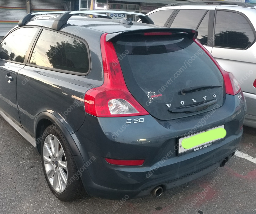 볼보 정품 C30 기본바와 볼보 정품 툴레 프로라이드 591 자전거 캐리어 판매합니다--3