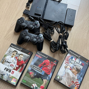 PS2 / SCPH-70005 풀세트 + 8MB + 위닝일레븐8 + MLB11 더쇼 + FIFA11 [12.8만원]