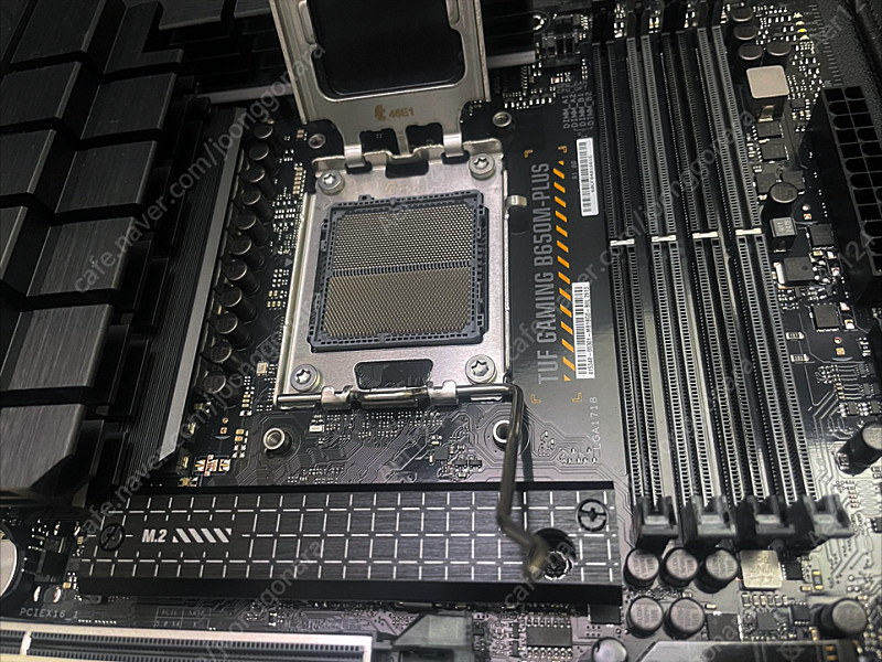 ASUS TUF GAMING B650M PLUS 메인보드 판매 합니다.--2