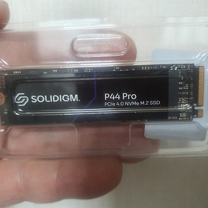 SSD M.2 솔리디움 P44Pro 2테라 미개봉 160,000원.