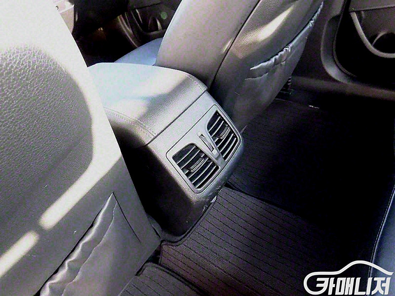 [현대]LF 쏘나타 2.0 프리미엄 기본형 2015 년 중고차◆전액할부◆중고리스◆여유자금◆--9