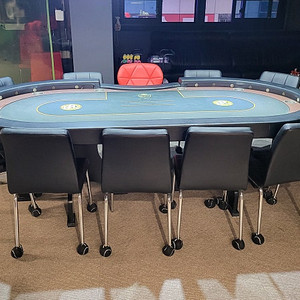 홀덤 테이블 (10포)