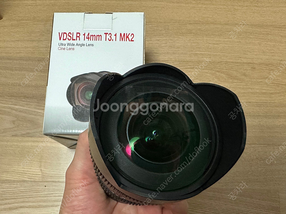 삼양 vdslr mk2 시네렌즈 팝니다.--1