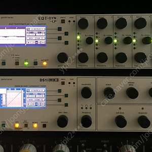 WEISS DS1-MK3 DIGITAL MASTERING COMPRESSOR, WEISS EQ1-DYN DUAL 7-BAND DIGITAL EQ