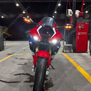 혼다 CBR 1000RR-R 파이어블레이드SP