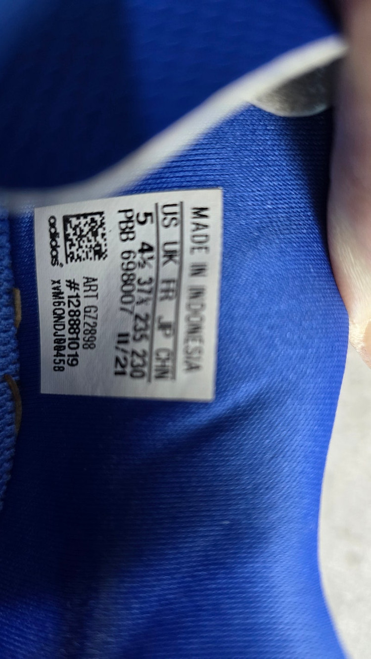 풋살화,축구화 아동 230 두가지 묶음판매--3