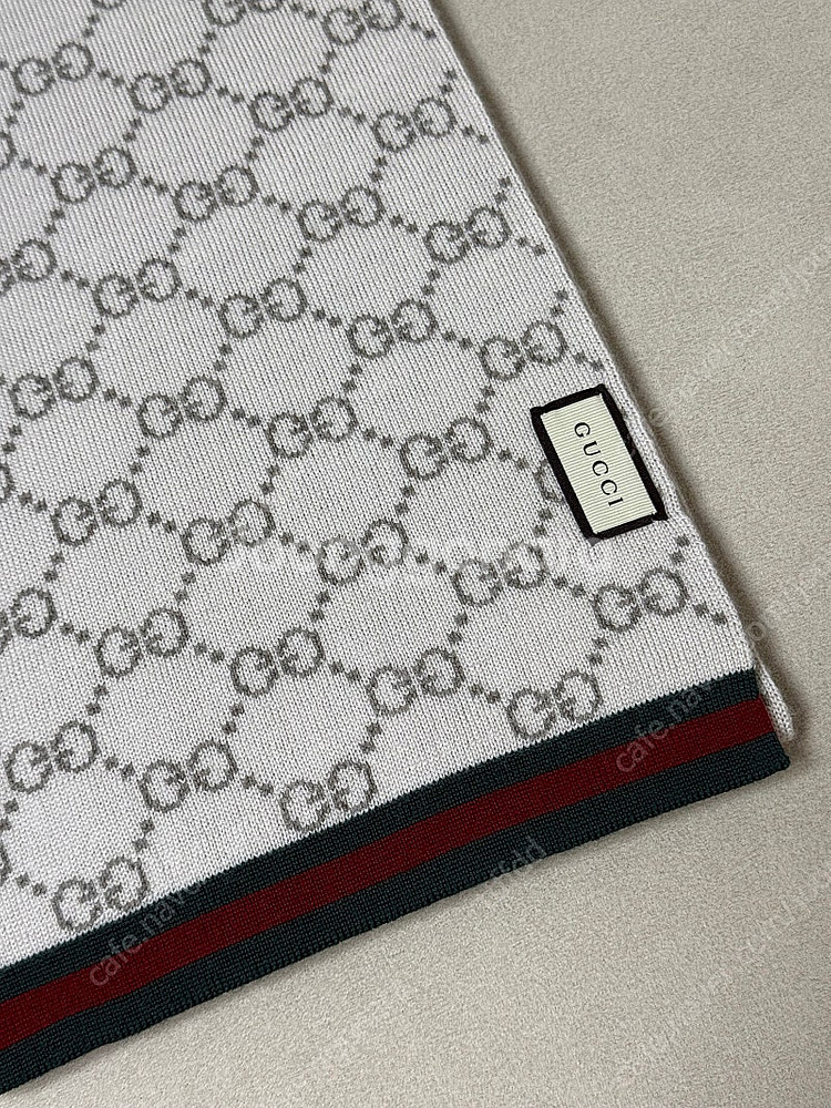 [여주 아울렛 구매 / 상태 A급] 구찌 울 머플러 팔아요!--2