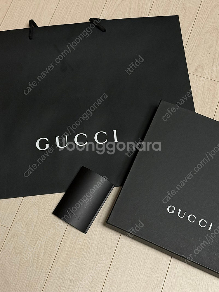 [여주 아울렛 구매 / 상태 A급] 구찌 울 머플러 팔아요!--4