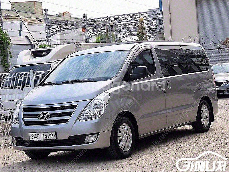 [현대]그랜드 스타렉스 캠핑카 2WD 중고차 판매합니다--2