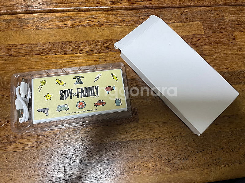 스파이패밀리 보조배터리 10000mAh 팝니다--0