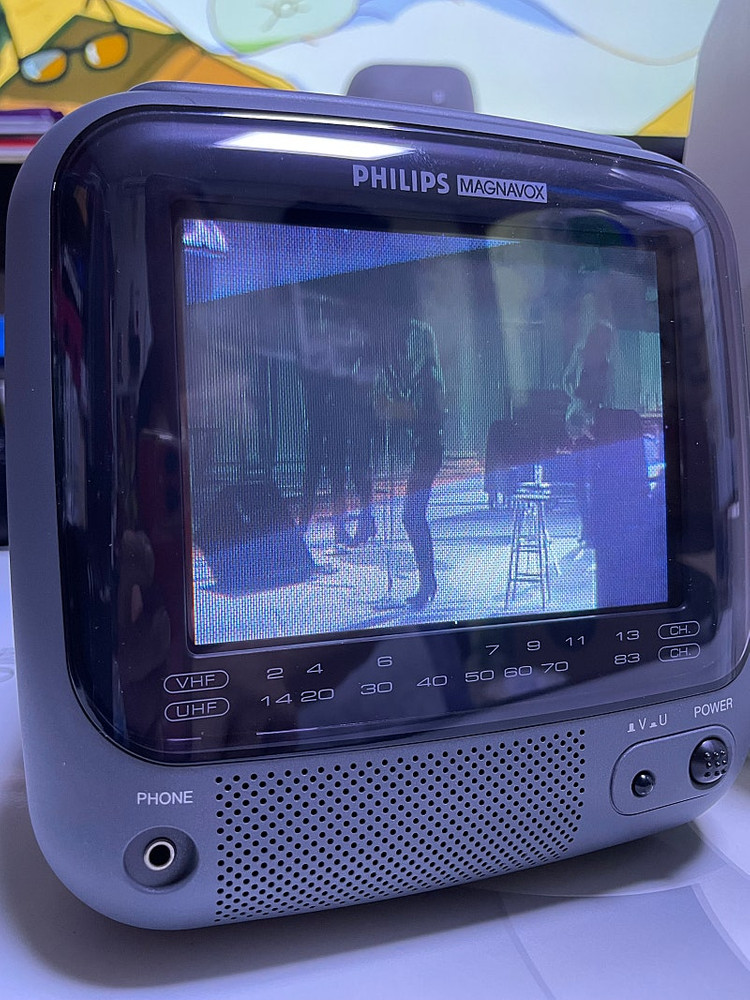 새상품///필립스(PHILIPS)사의 5인치 브라운관티비.빈티지 레트로칼라tv~--7