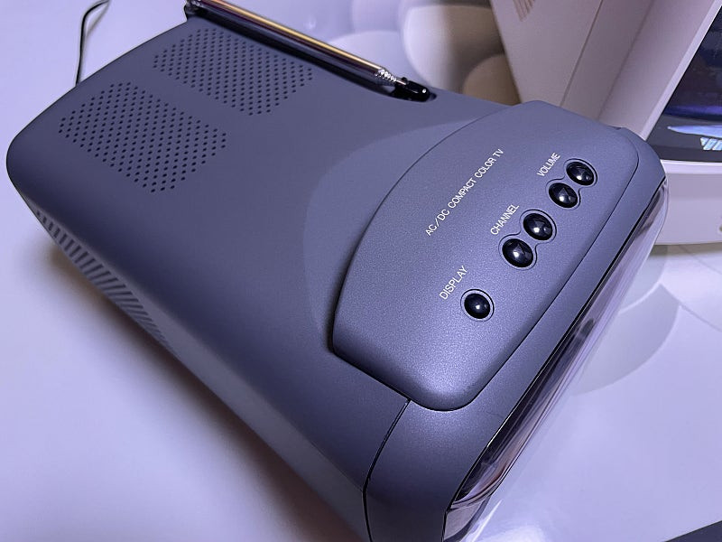 새상품///필립스(PHILIPS)사의 5인치 브라운관티비.빈티지 레트로칼라tv~--9