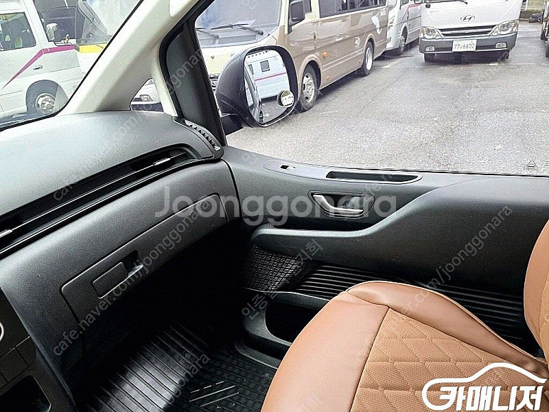 [현대]스타리아 캠핑카 (3인승) 중고차 판매합니다--8