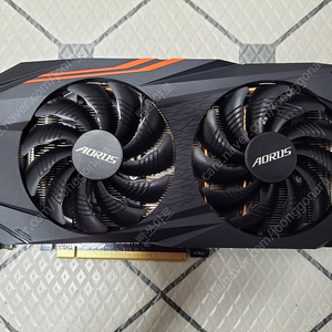 GIGABYTE AORUS 라데온 RX 580 GAMING 팝니다.