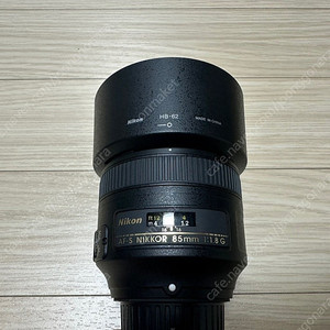 니콘 정품 85.8 G , 50.8 G , 80-400 VR , 70-300 , 시그마 A 35.4 아트사무식 , 24-70 , 탐론 17-35 광각렌즈 판매합니다.