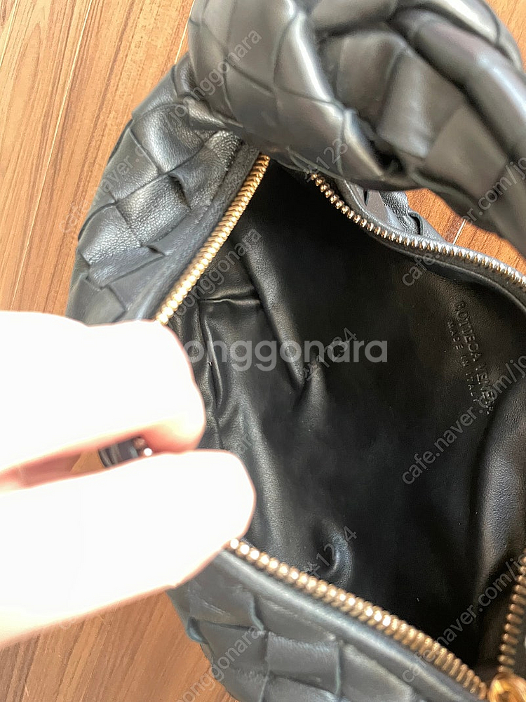 보테가베네타 조디백 미니 팝니다--6